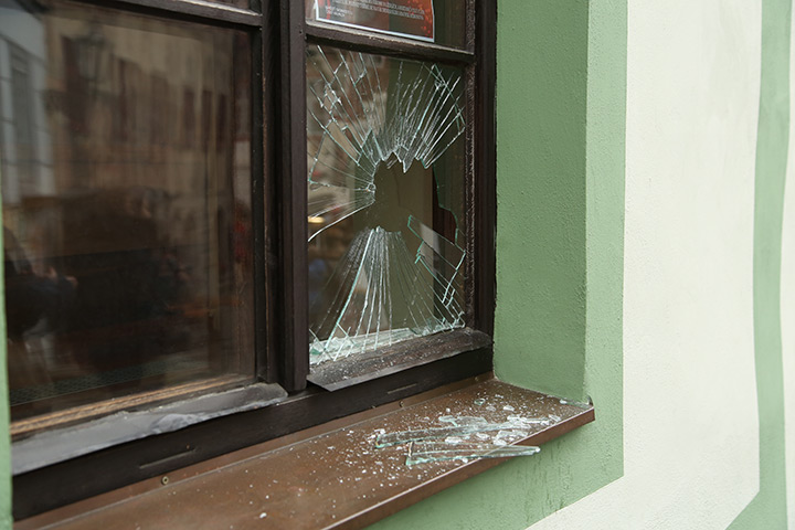 A2B Glass are able to board up broken windows while they are being repaired in Shildon.
